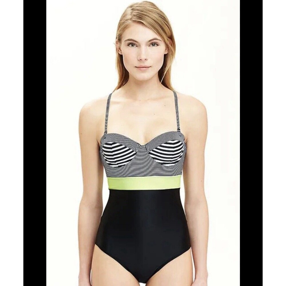 NWT Old Navy One Piece Underwire Bathing Suit Retro Balconette Colorblock Sz M